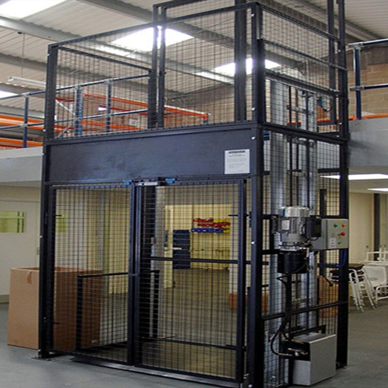 hydraulic cargo elevator with mesh enclosure