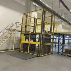 goods lift with the protective steel mesh