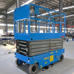 self-propelled scissor lifts